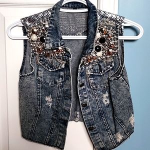 Gently wear Size M denim vest